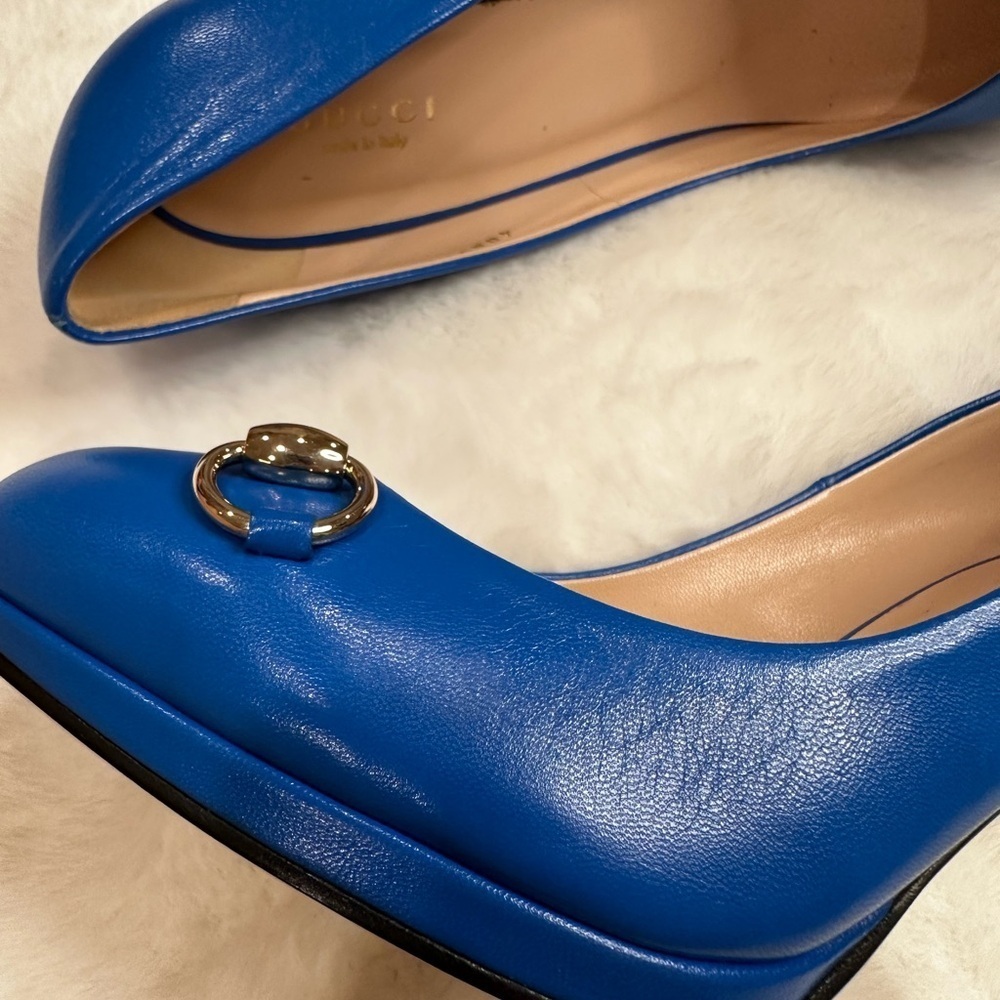 Gucci Royal Blue Leather Heels with buckle brand new with dust bag and box - Picture 14 of 14